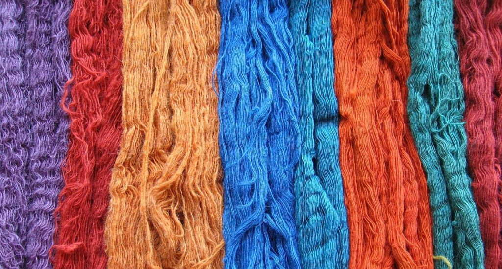 wool-skeins-593794_1280