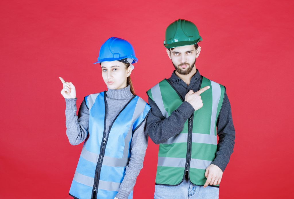 Uniformes de alta visibilidad en la construcción